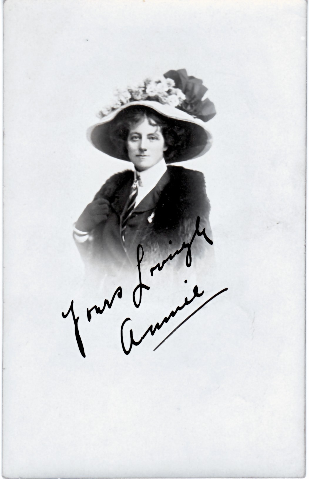 Photo of photos/Annie McLennan bn 1871 Winchelsea